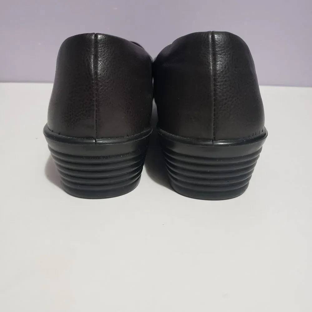 Pierre Dumas Sz 11 Brown Faux Leather Women's Slip On Dress Shoes